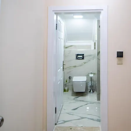 Seaside Residence, Holly, 3 Yatak Odalı , 6 Kişilik Denize Sıfır, Ortak Havuzlu Lüks Daire *