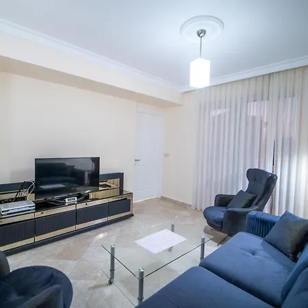 Apartment Seaside Residence, Holly, 3 Yatak Odali , 6 Kisilik Denize Sifir, Ortak Havuzlu Luks *