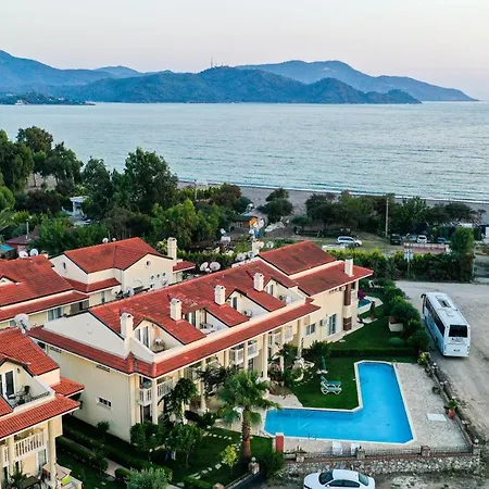 Apartment Seaside Residence, Holly, 3 Yatak Odali , 6 Kisilik Denize Sifir, Ortak Havuzlu Luks Fethiye